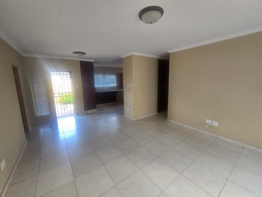 To Let 3 Bedroom Property for Rent in Naudeville Free State